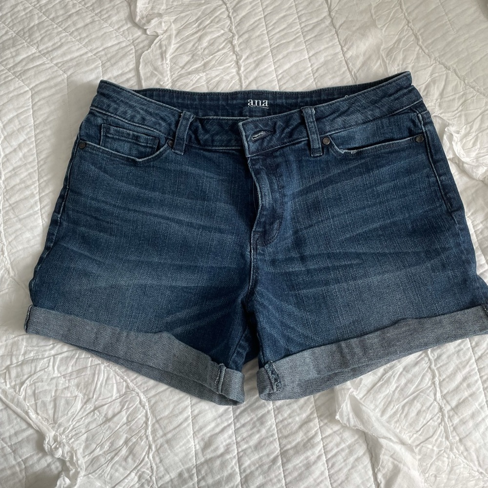 Ana blue Jean shorts